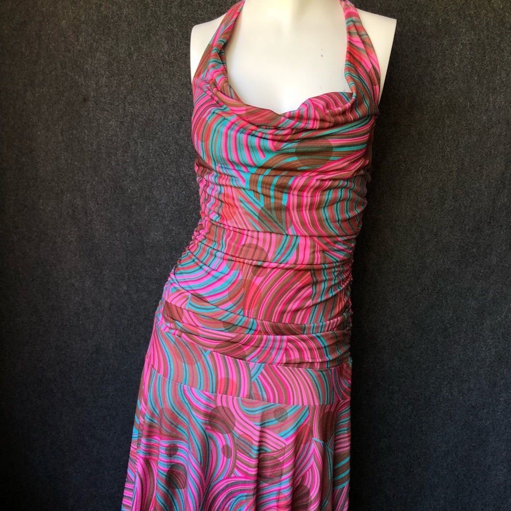 RUBY dress with retro vibe, halter style